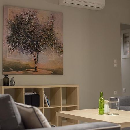 Petra Luxury Rooms And Apartments Corinth Exterior photo